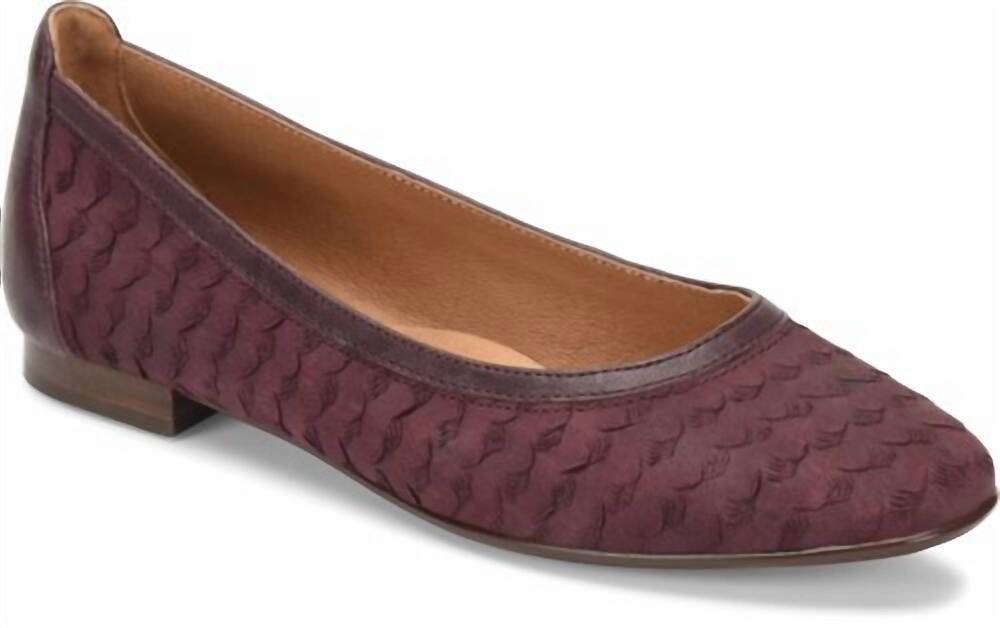 NEW SOFFT women's maretto flats in cordovan